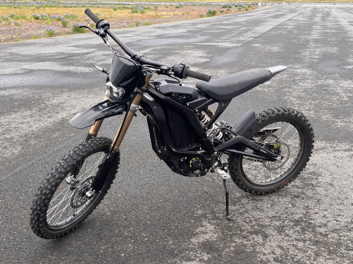 Surron Light bee X 2025