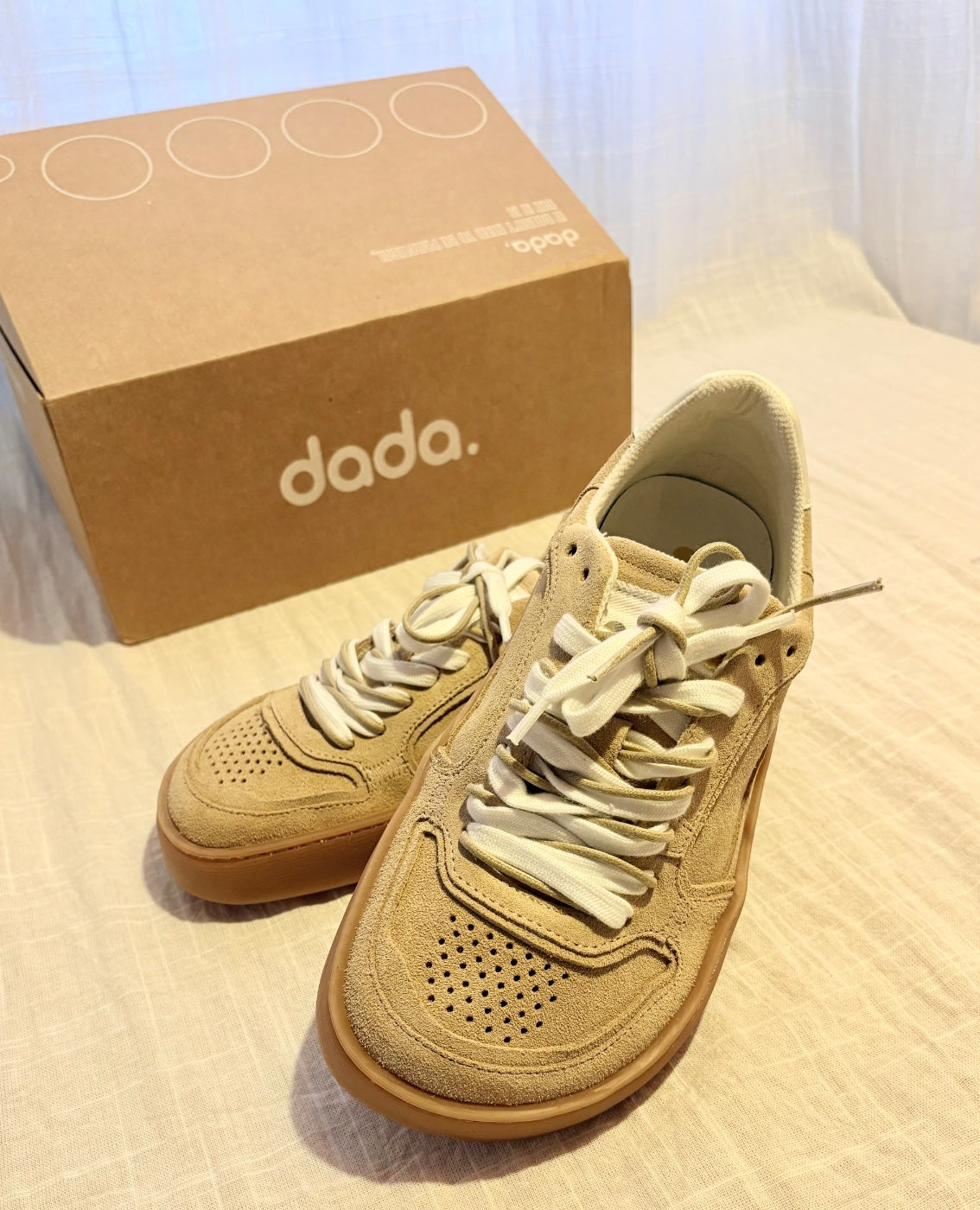 DADA Barefoot strigaskór st. 38